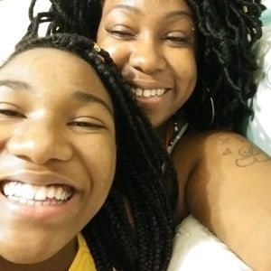 Meet your Posher, Lindsay